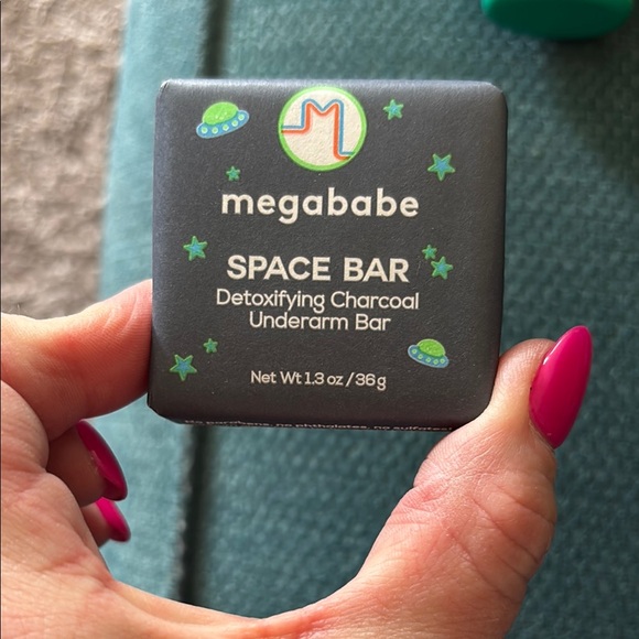 Set of SkinCare Minis - Picture 4 of 10